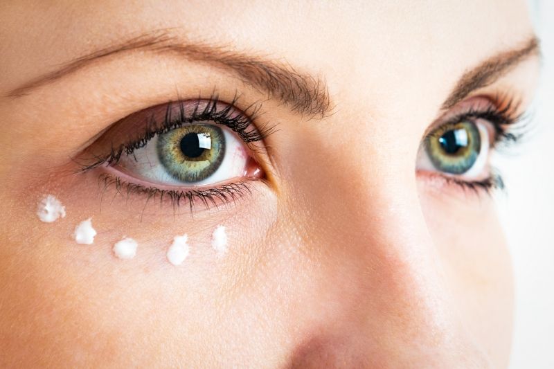 6 съвета за грижа за кожата около очите