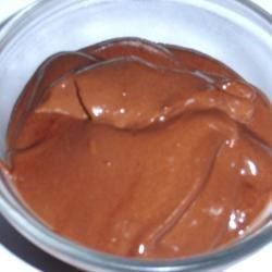 Рецепта за суров шоколадов крем с авокадо и банан